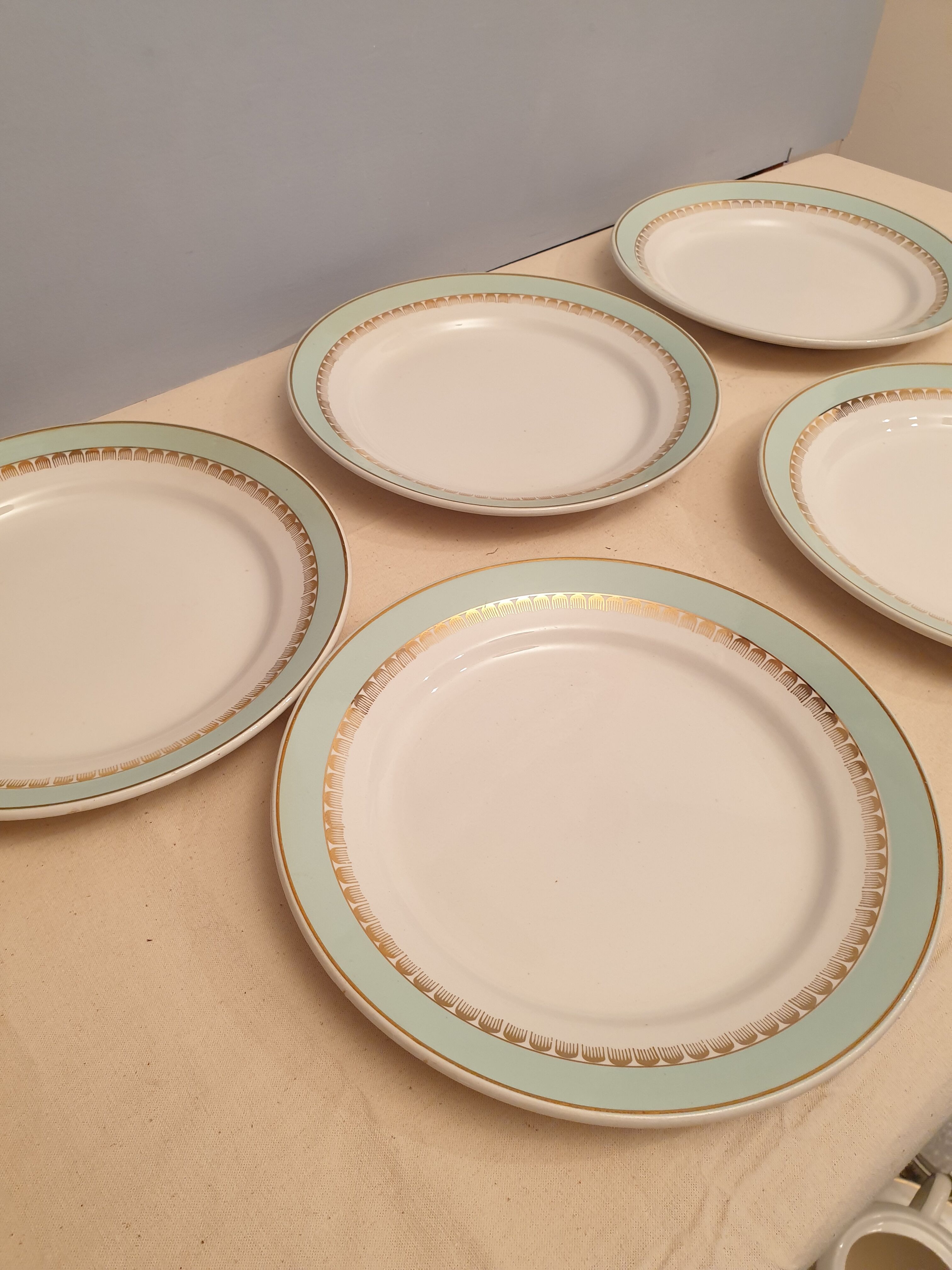 Suite de 5 assiettes Lunéville