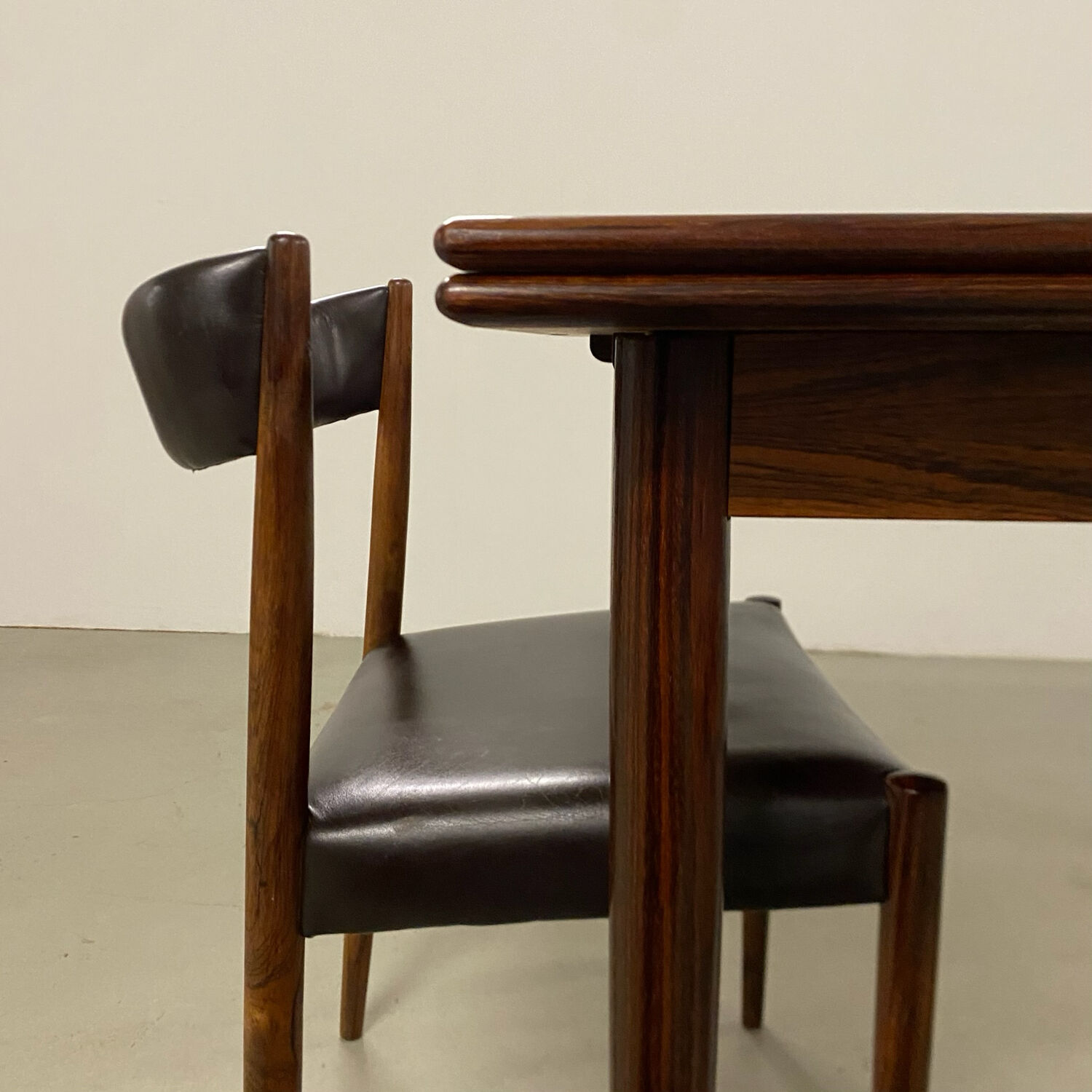 Palisander Dining Table extendable 1960 Denmark