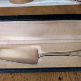 Pie shovel