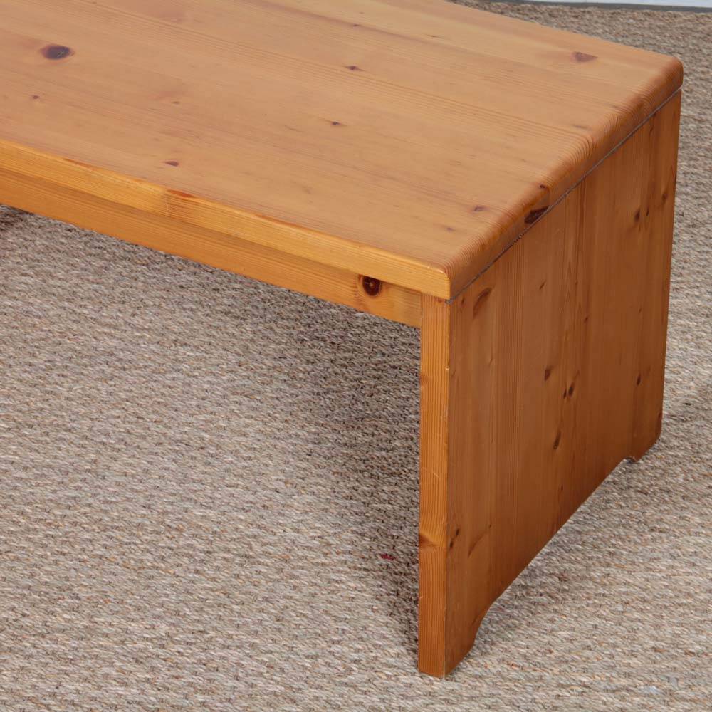 Coffee table, Charlotte Perriand selection for Les Arcs, 1960