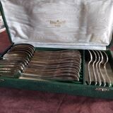 Silvered metal cutlery