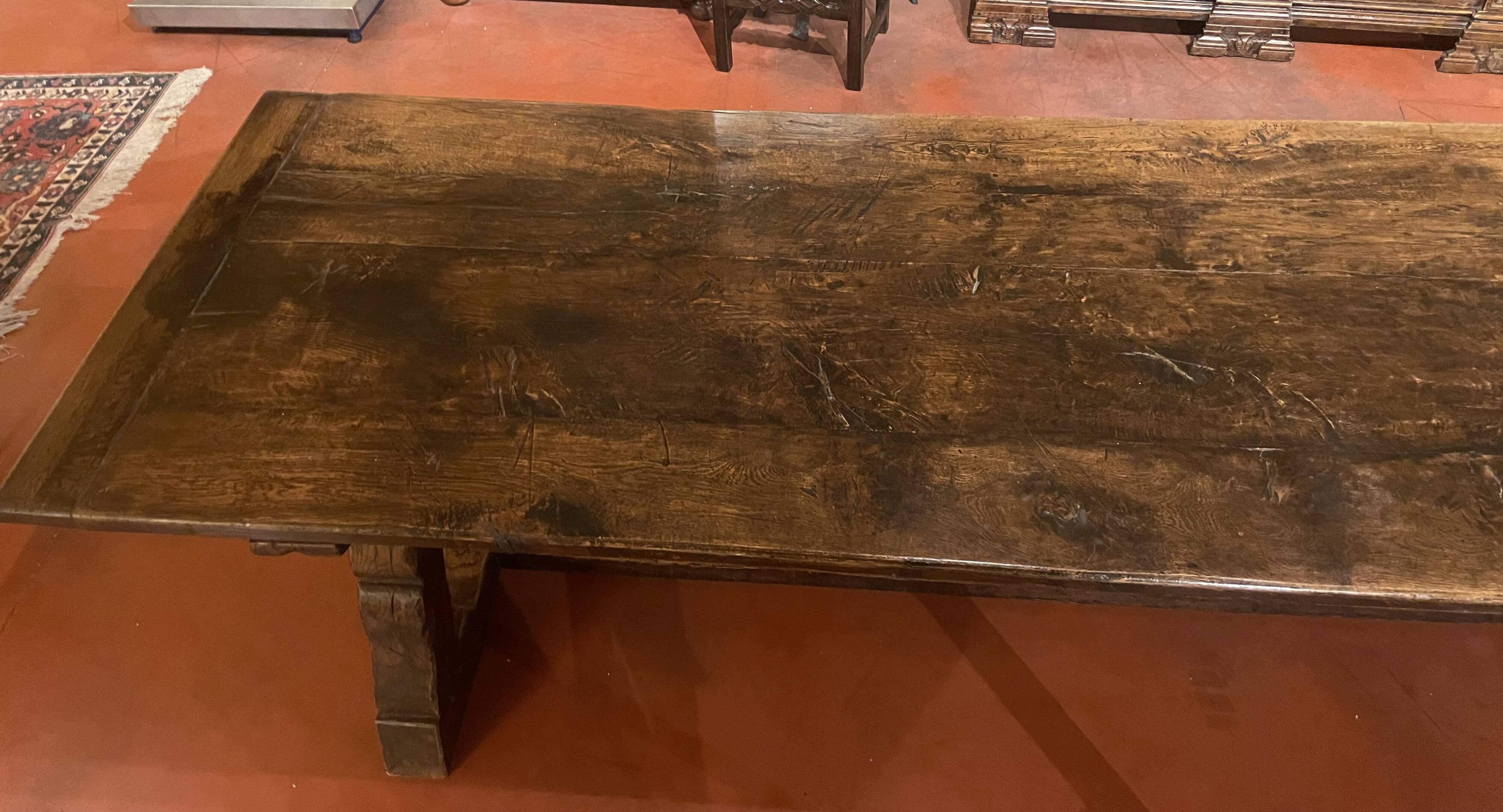 Impressive Spanish monastery table in oak, medieval style, 3m².