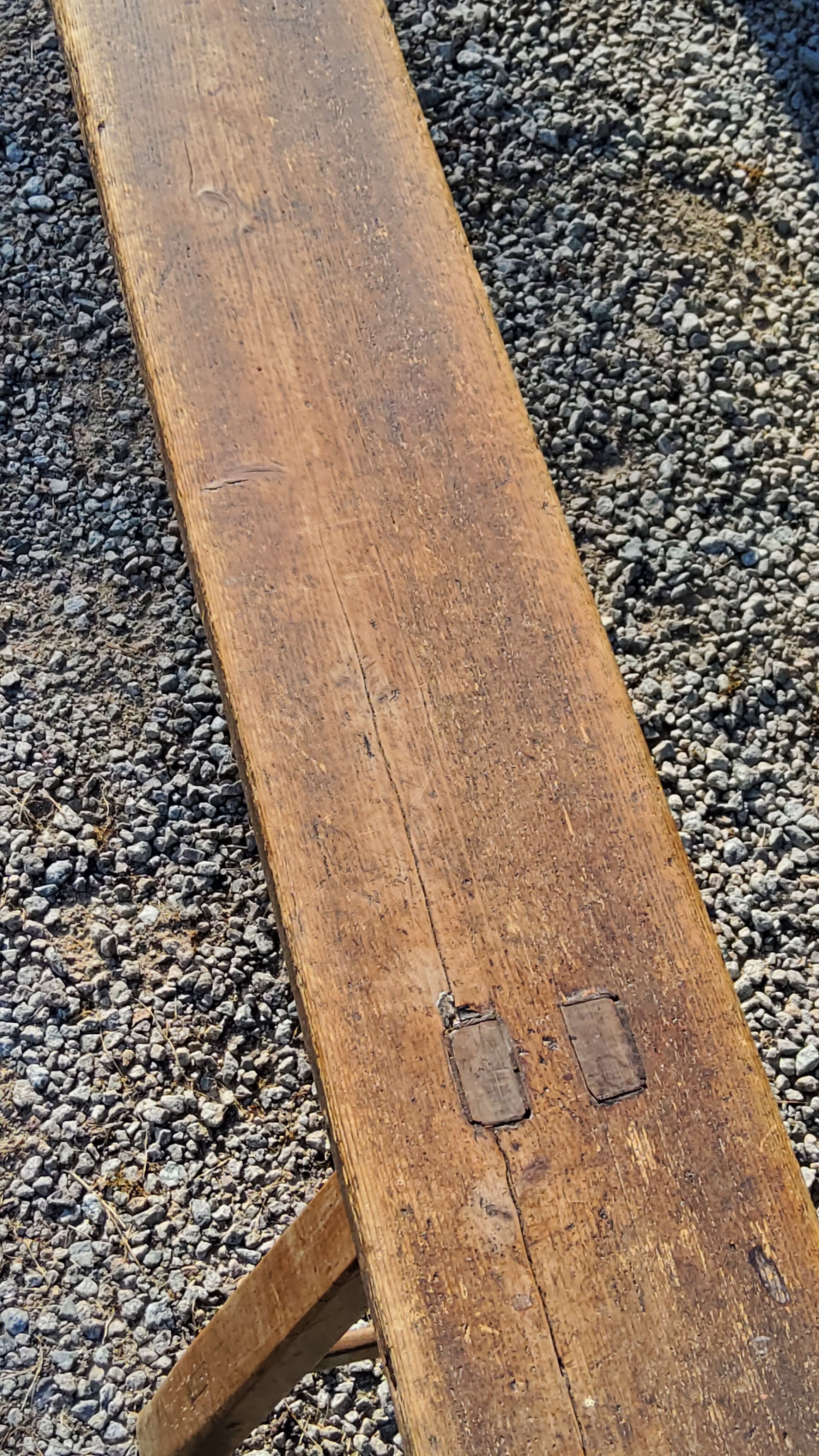 Farm table nineteenth century feet spindles 251cm and its 2 benches