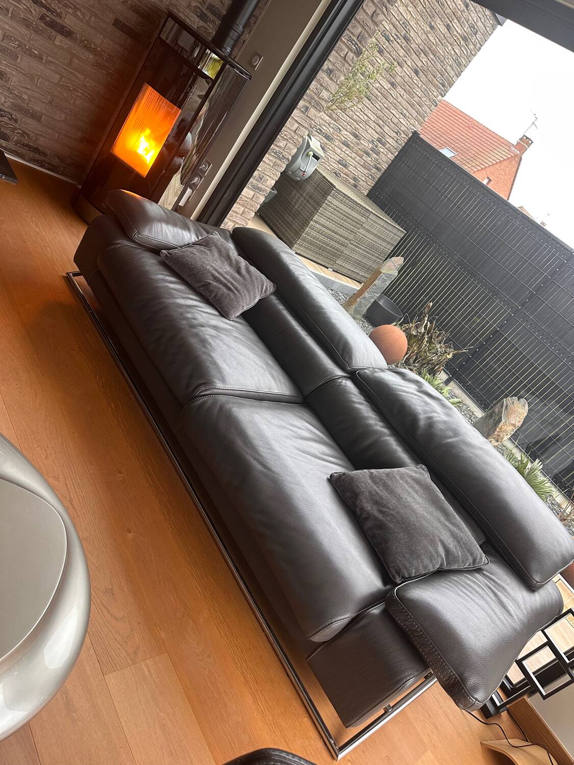 3-seater sofa TARMAC – Roche Bobois Grey leather Alpilles – Design