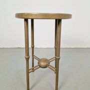 Table d'appoint ronde en cuivre Art Déco par P. Cool, 1933