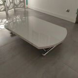 Retractable round table