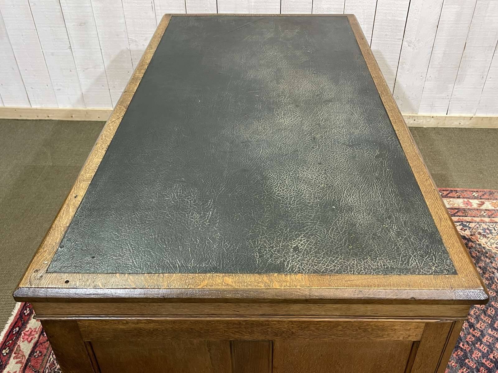 Early 20th century English flat desk in oak