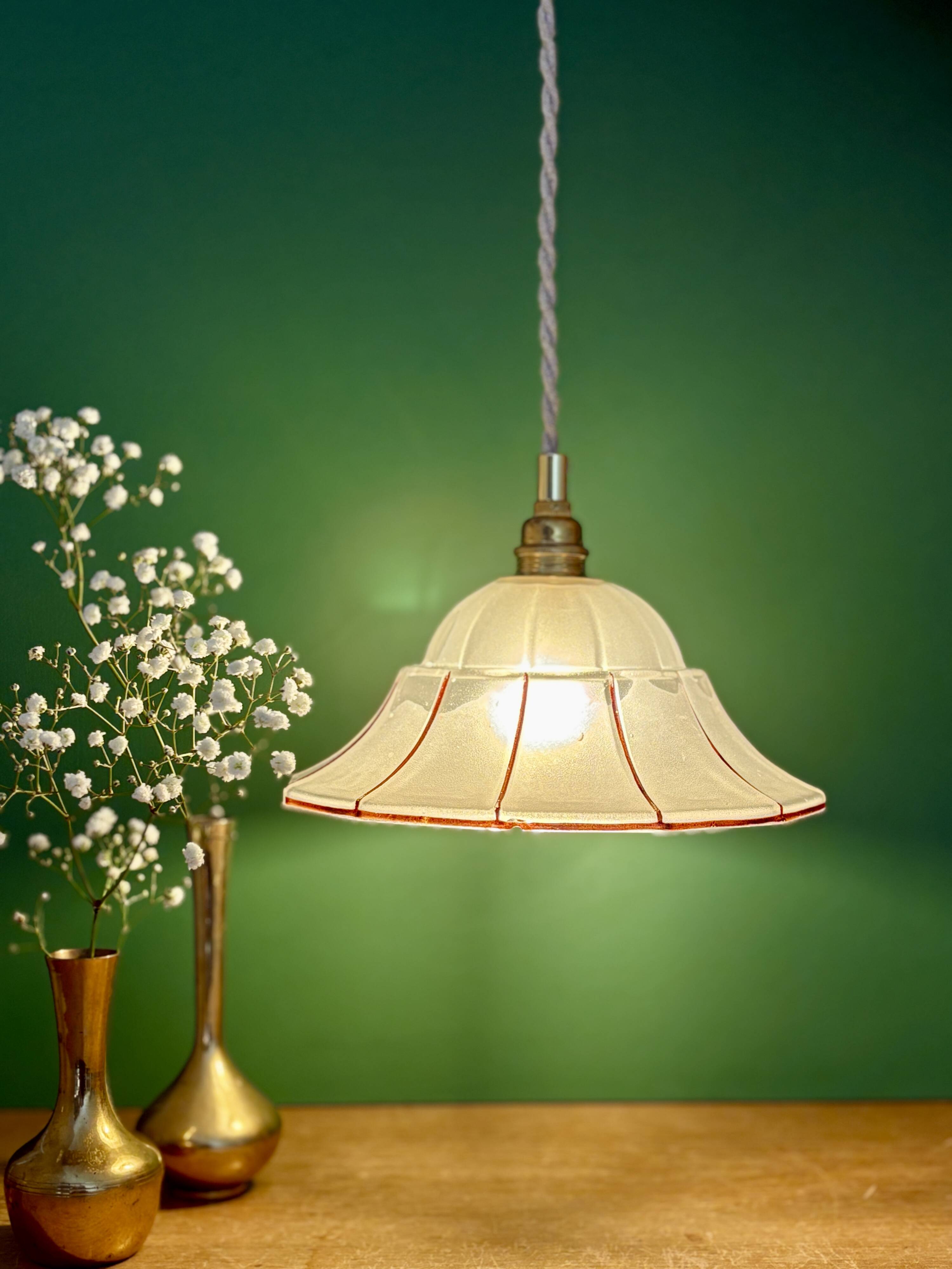 Suspension abat-jour en verre dépoli rayé rouge