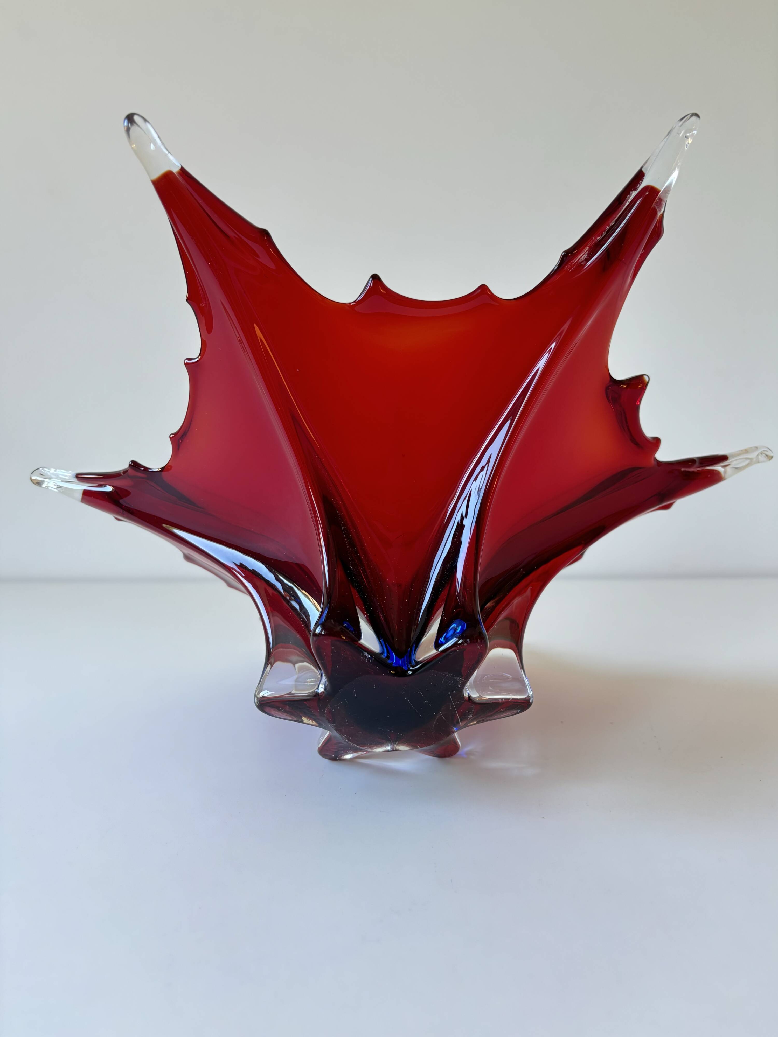 Important Murano blown glass centrepiece – Ruby red and blue