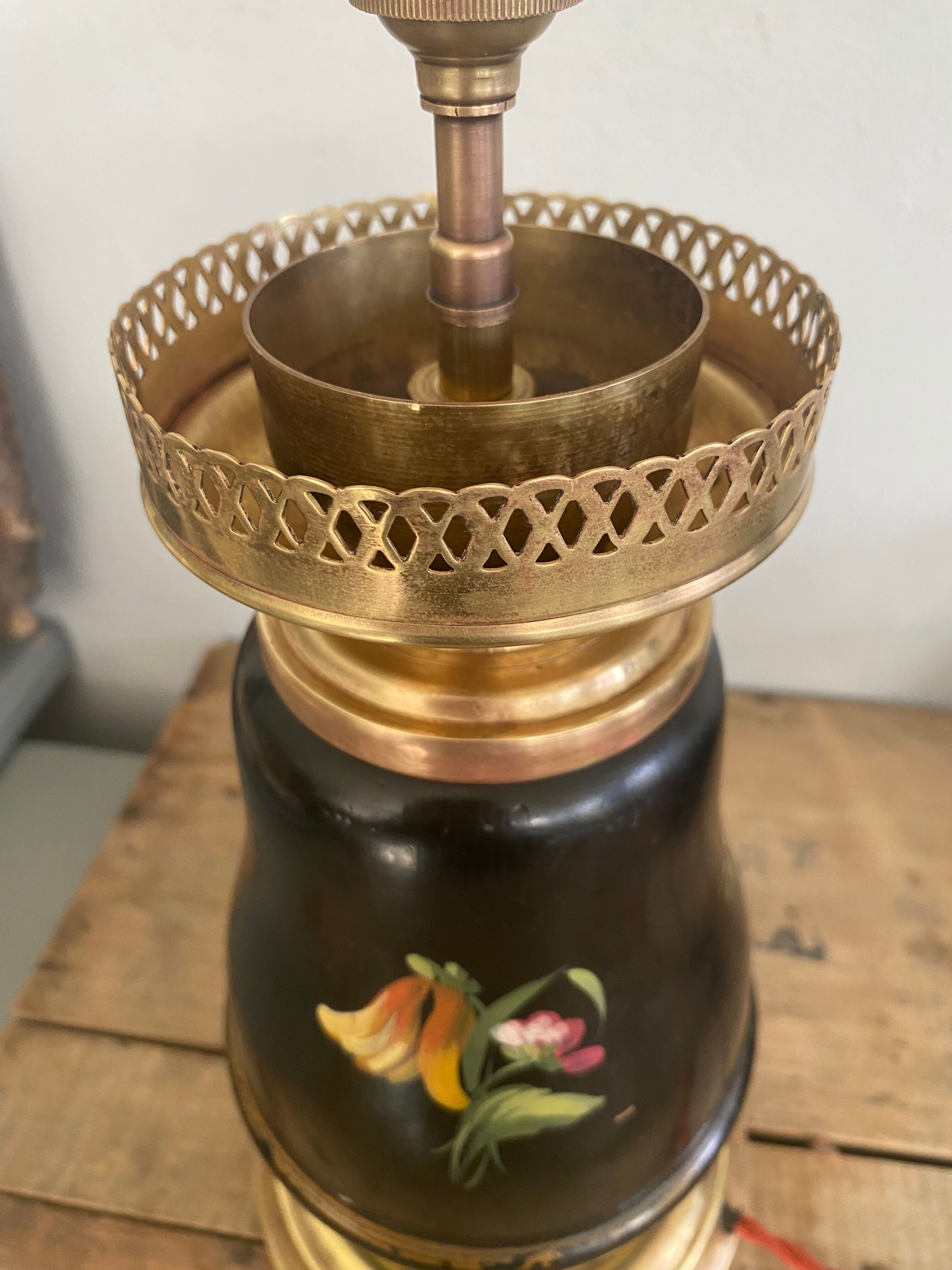 19th century ceramic lamp base, 2 m fabric cable