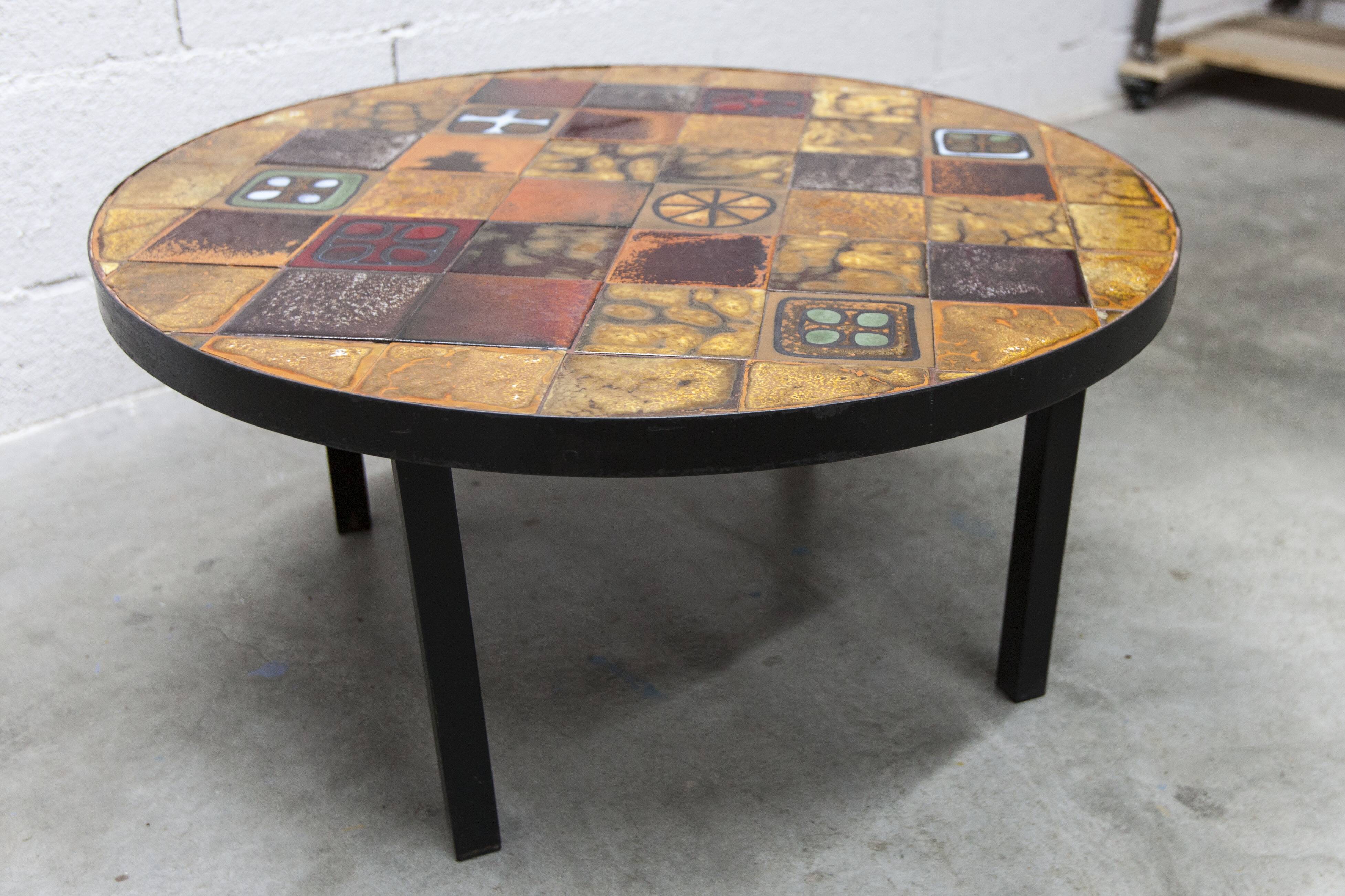 Table basse ronde céramique de Jean Gregorieff
