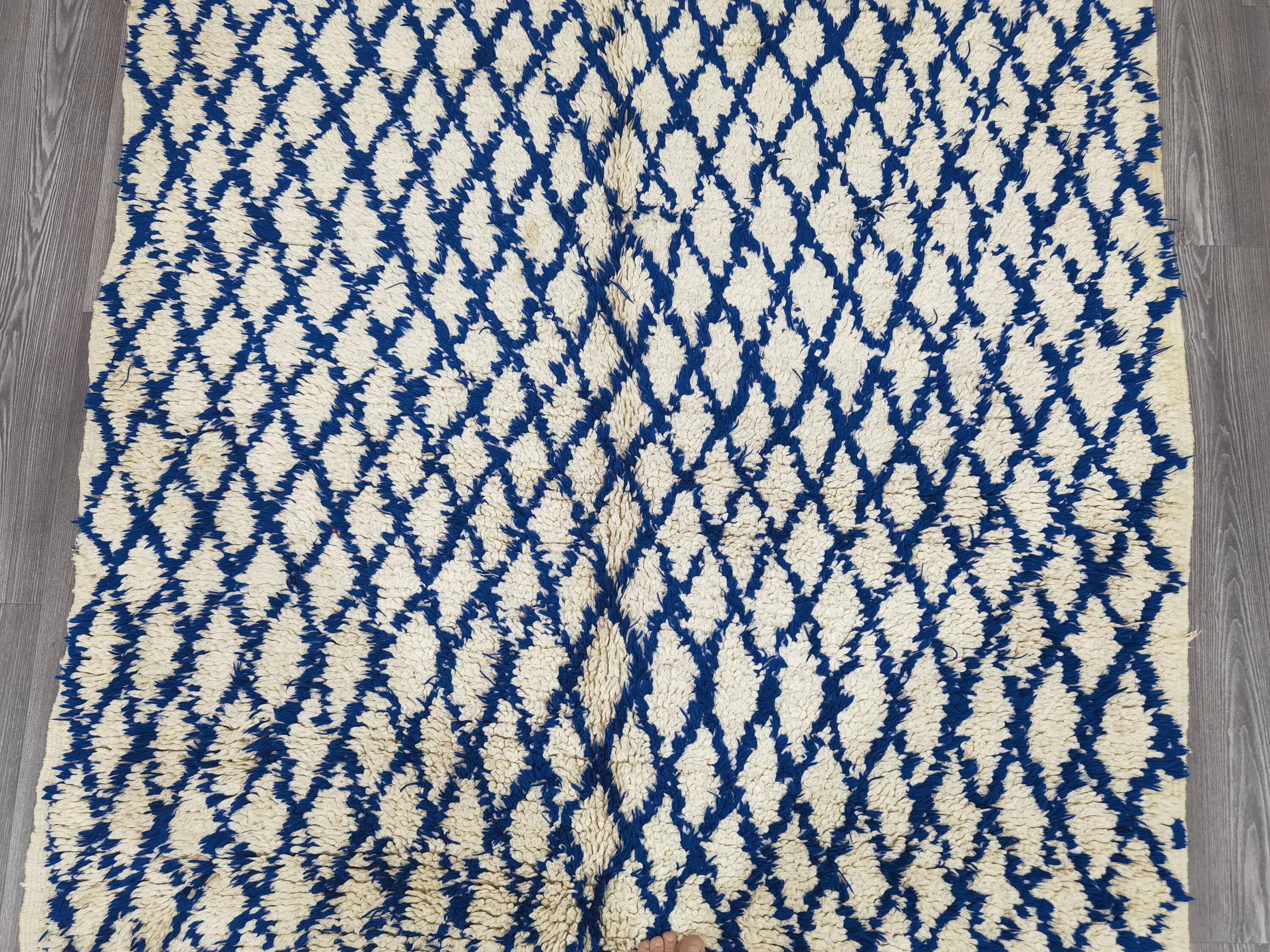 Large handmade Berber rug 2.5x1.5 m