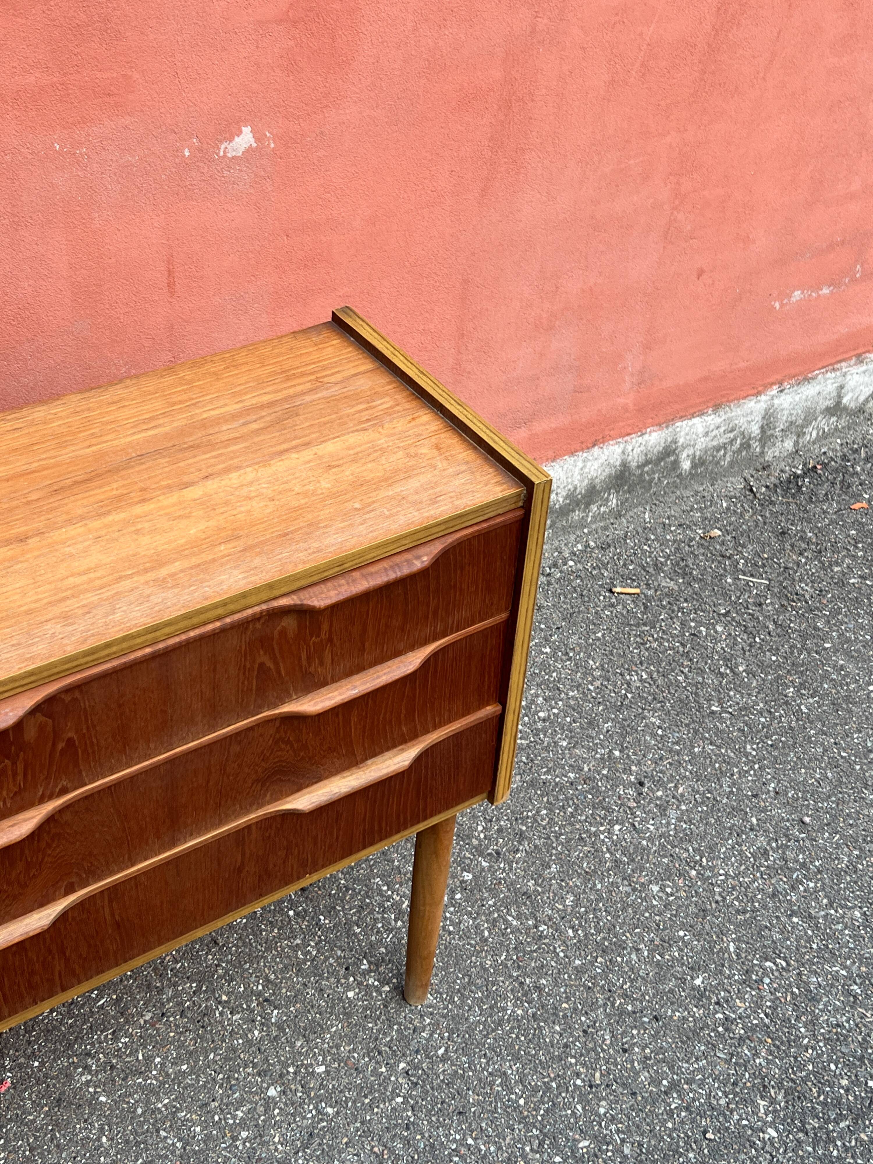 Danish vintage teak chest of drawers / nightstand, mid century modern, 1960