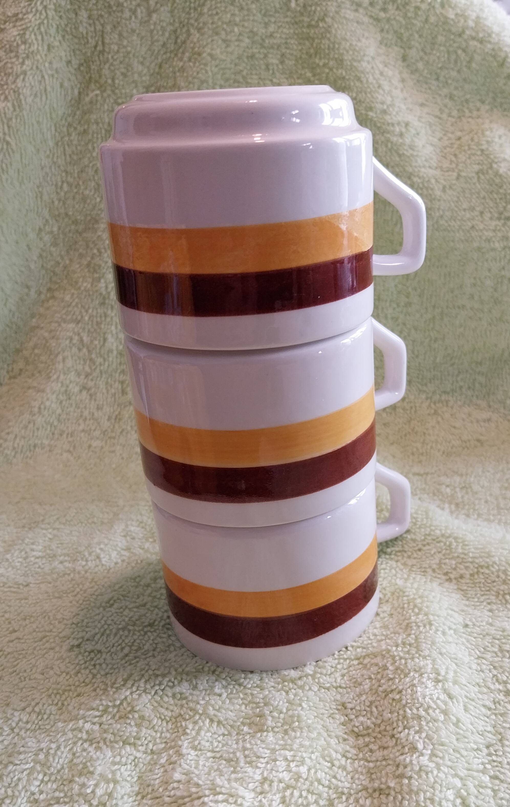 3 vintage ceramic cups