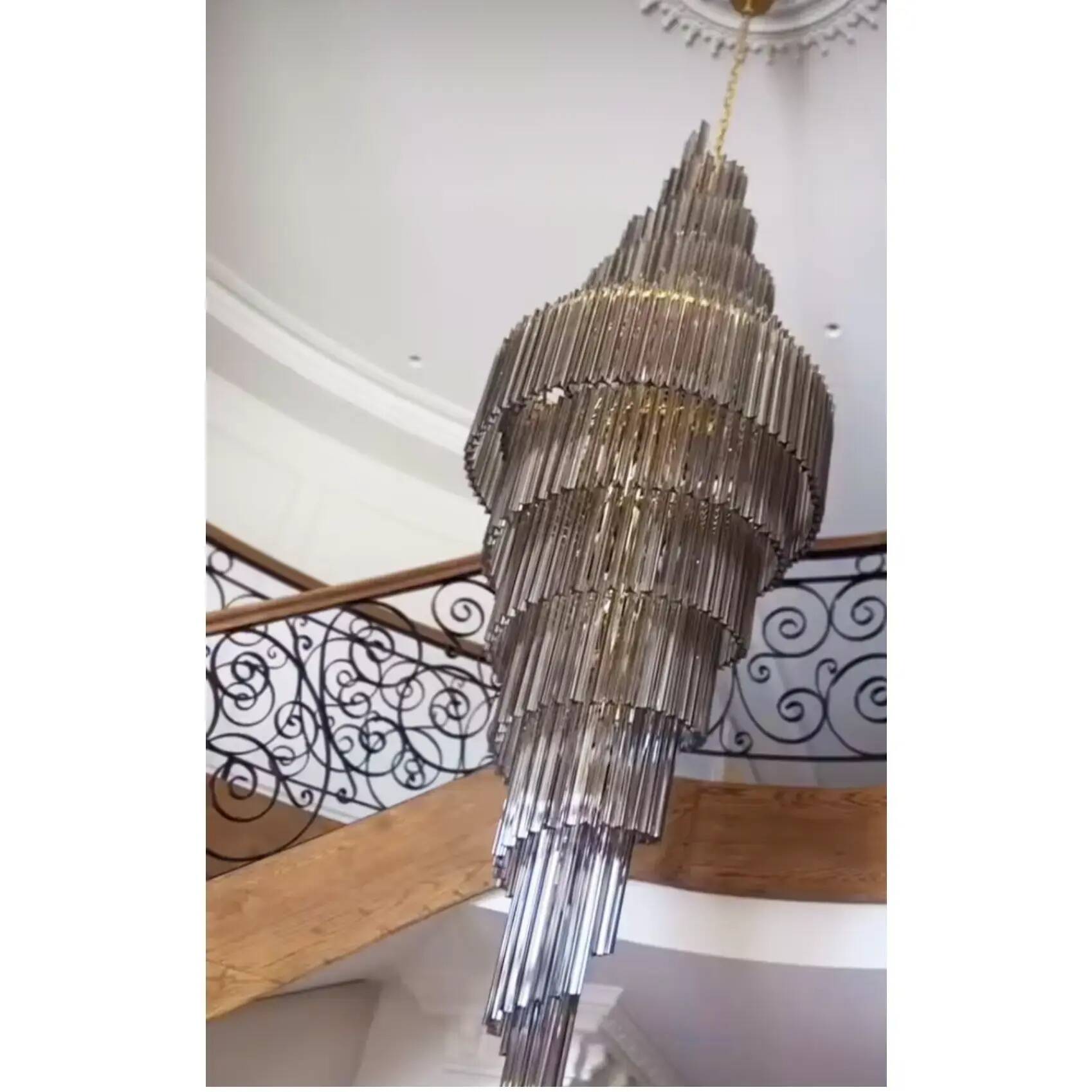 Oversized Contemporary Murano Glass Chandelier, “Quadriedro” Design in Fumé