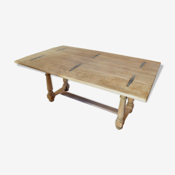 Convent table