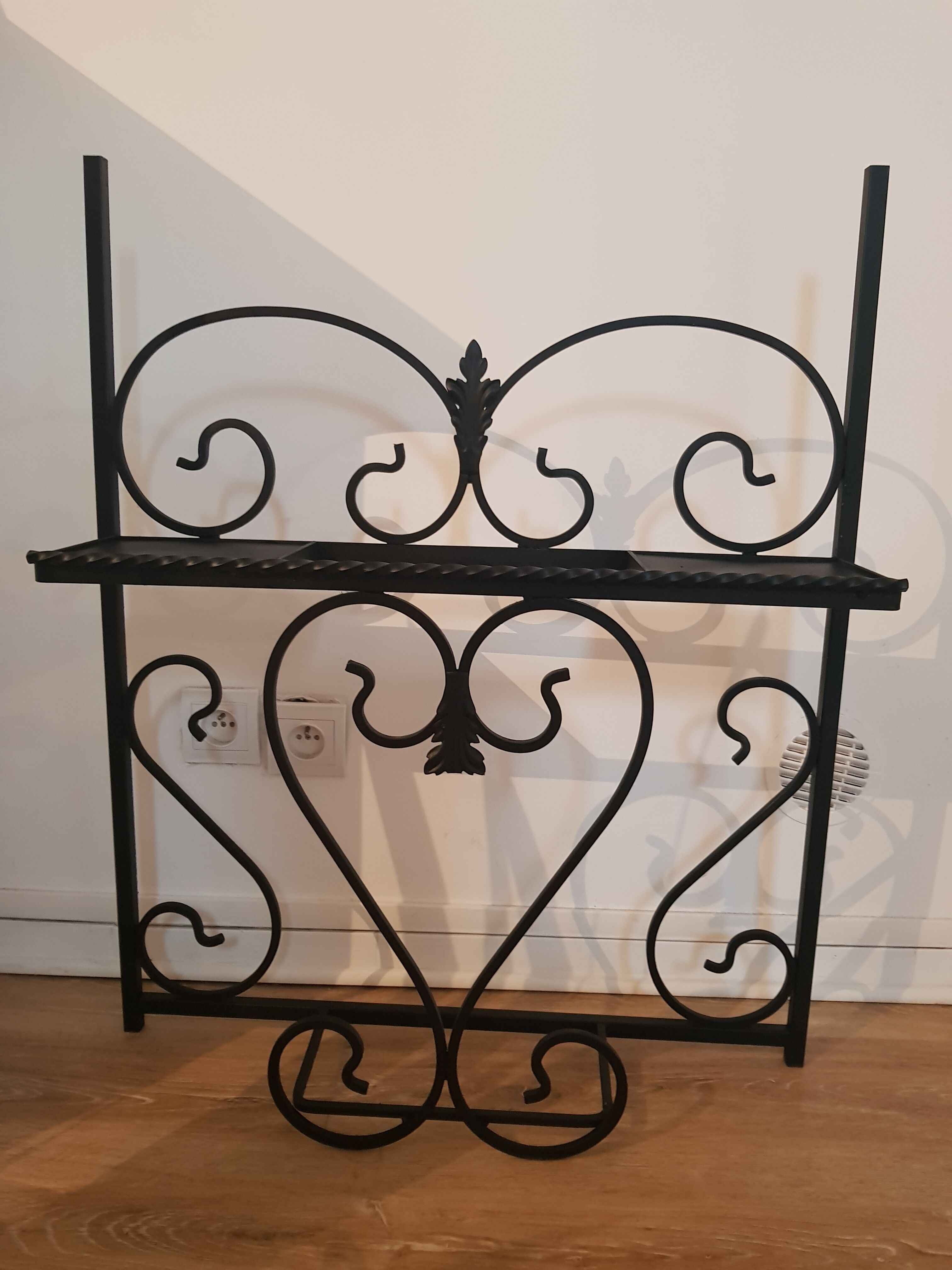 Vestiaire en fer forgé  noir