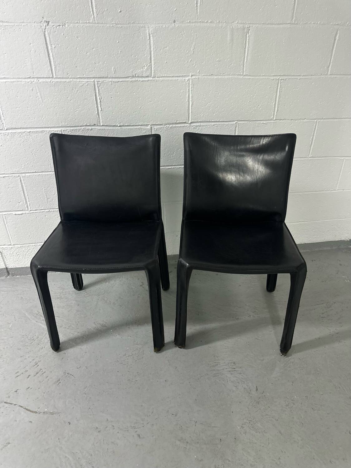 Set 2 chaises Cab 412  Mario Bellini pour Cassina