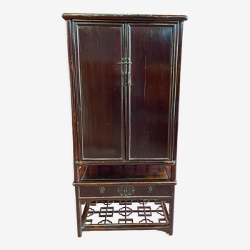 Armoire antique 2 corps en laque aubergine d'origine, fin XVIIIème début XIXéme siècle