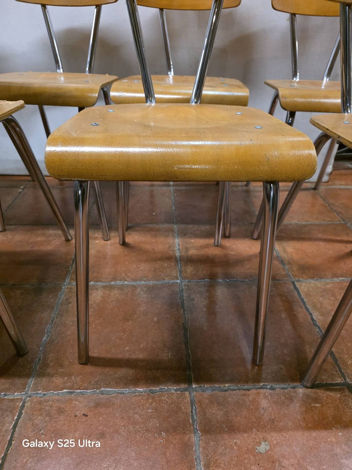 7 vintage school chairs in chrome metal from the 1970s