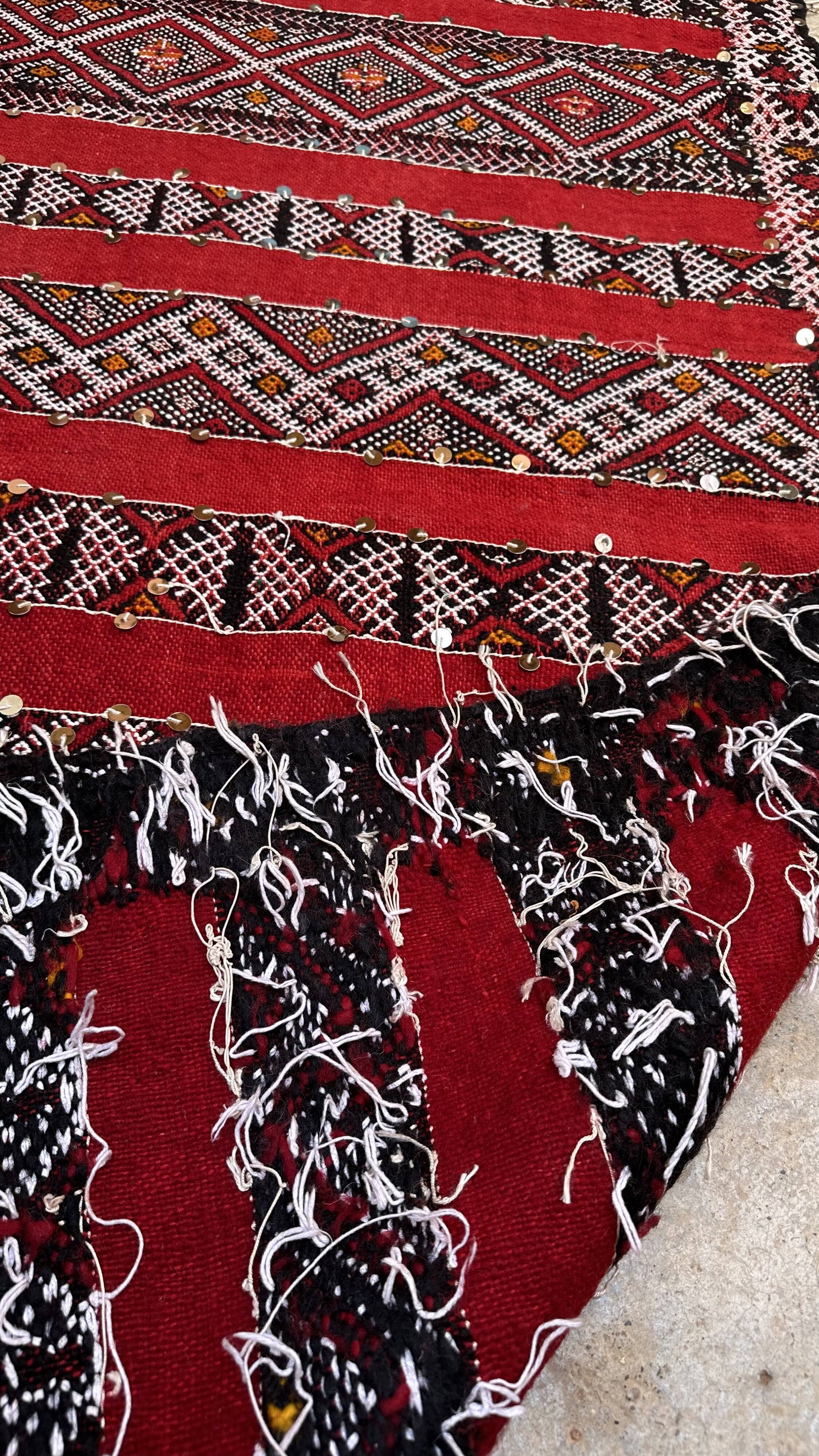 Moroccan Kilim Zemmour Rug - 302 x 173 cm