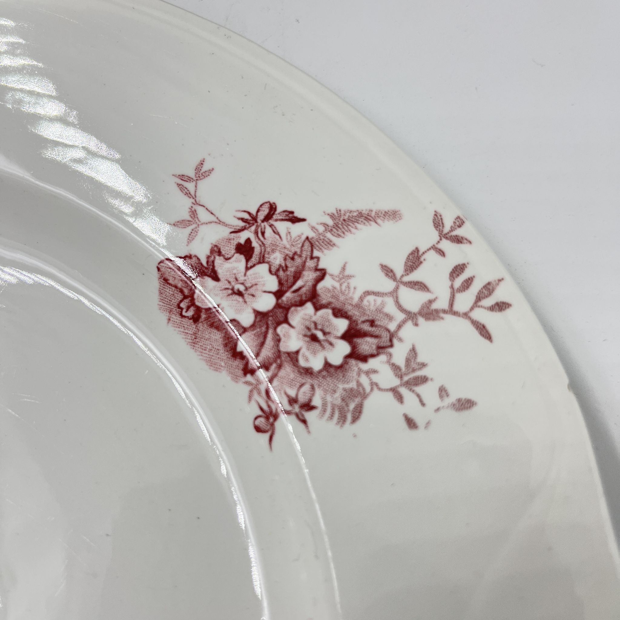 Lot de deux assiettes Royal impérial Nimy