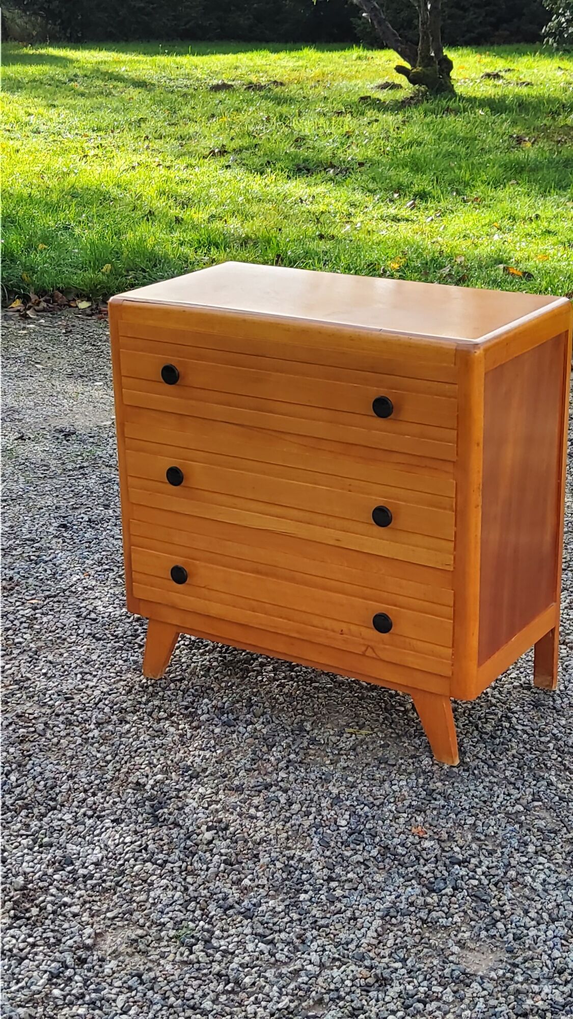 Vintage chest of drawers from the 50s in blond and gold beech 3 drawers feet compass
