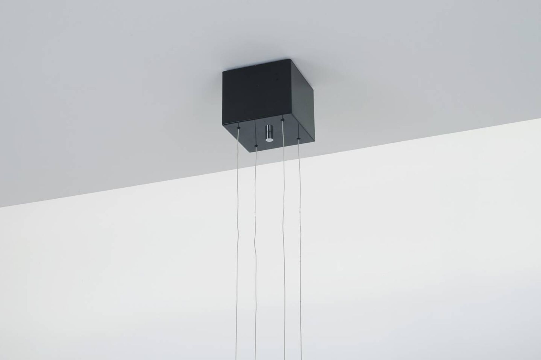Ettore Sottsass suspension Hikary ed. Skipper circa 1980
