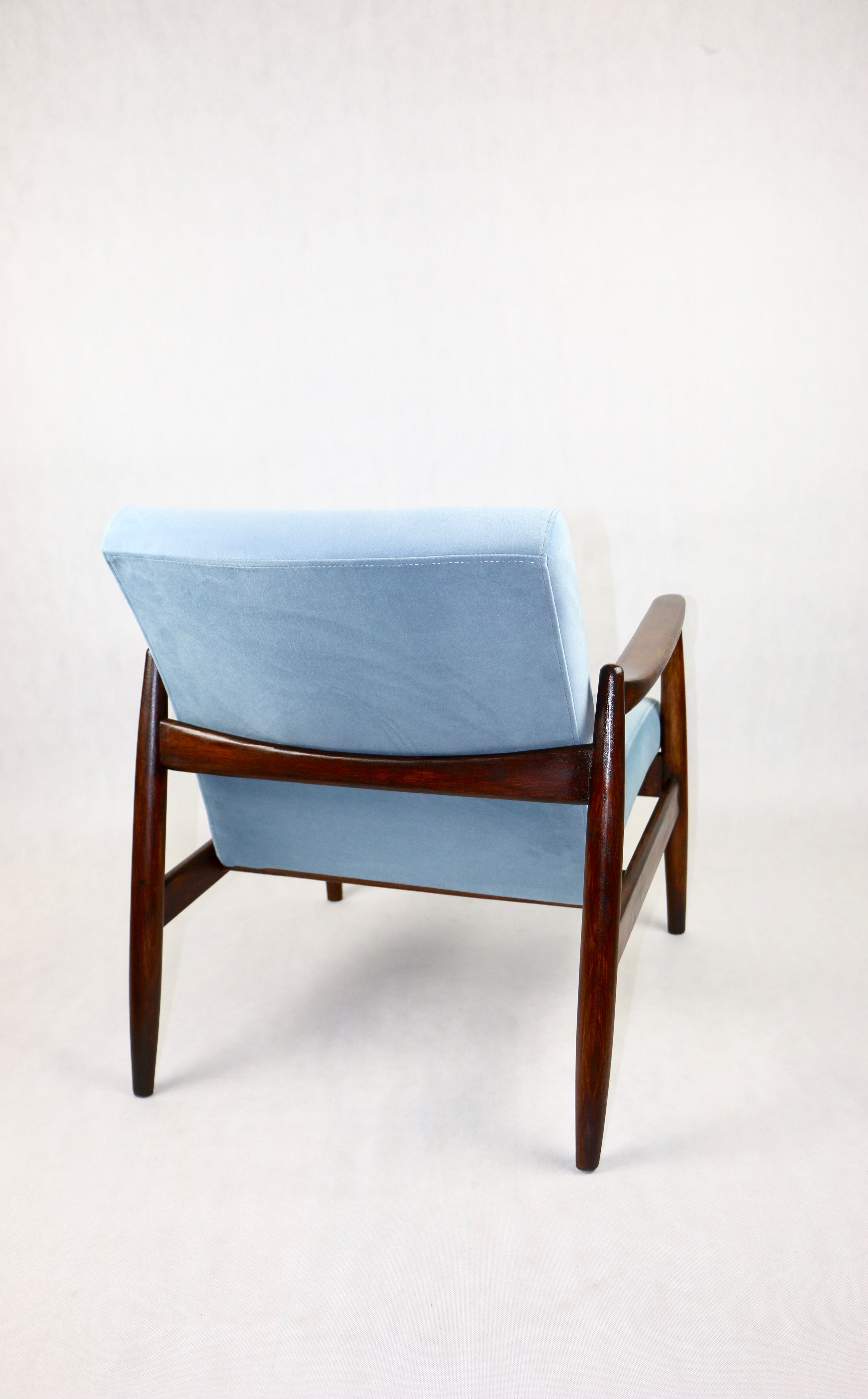 Light blue GFM-64 Armchair