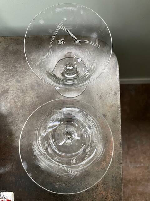 2 large crystal water glasses engraved Villeroy & Boch tulip shape