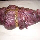 Masque africain violet et or