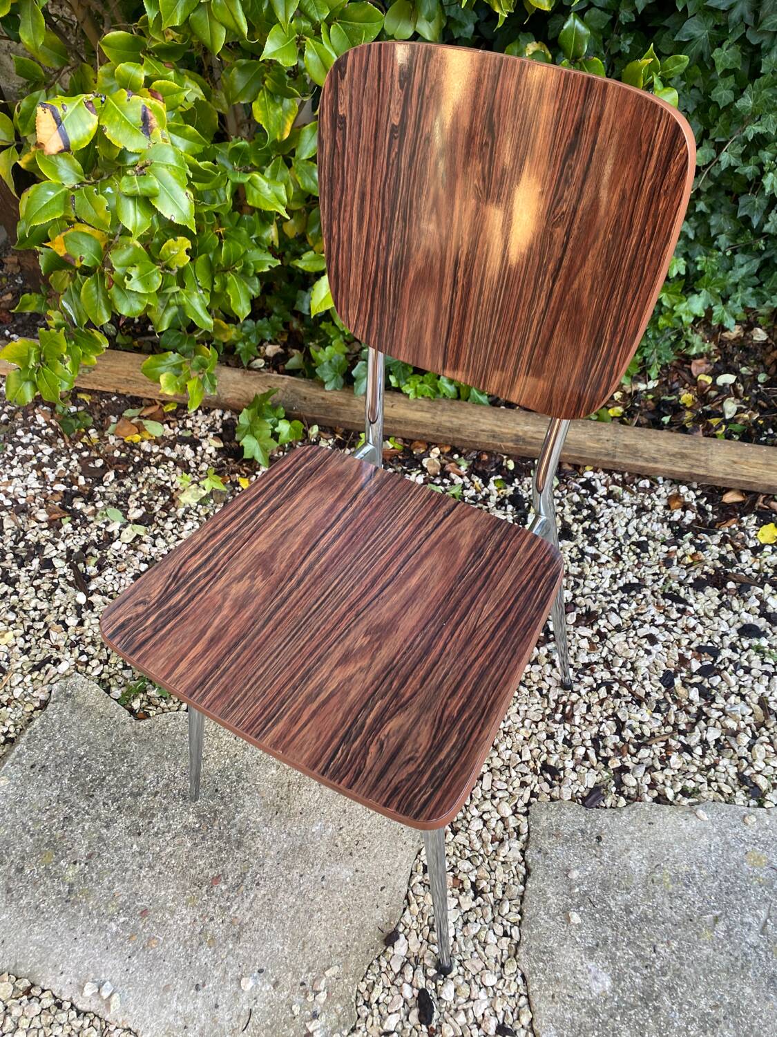 Set of 4 brown Formica chairs