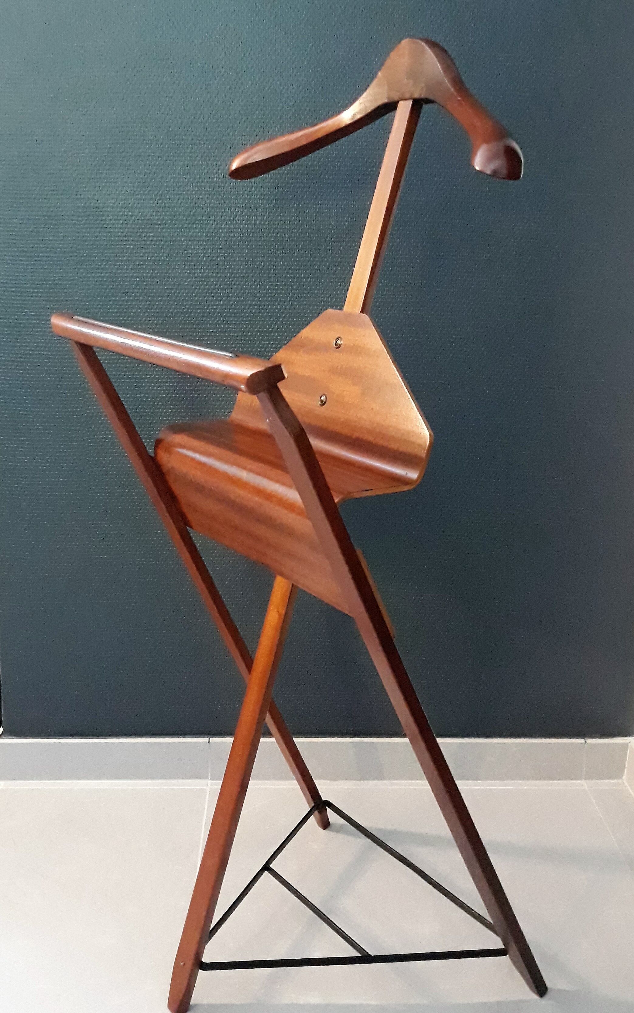 Valet de chambre Lucien De Roeck pour Manu bois