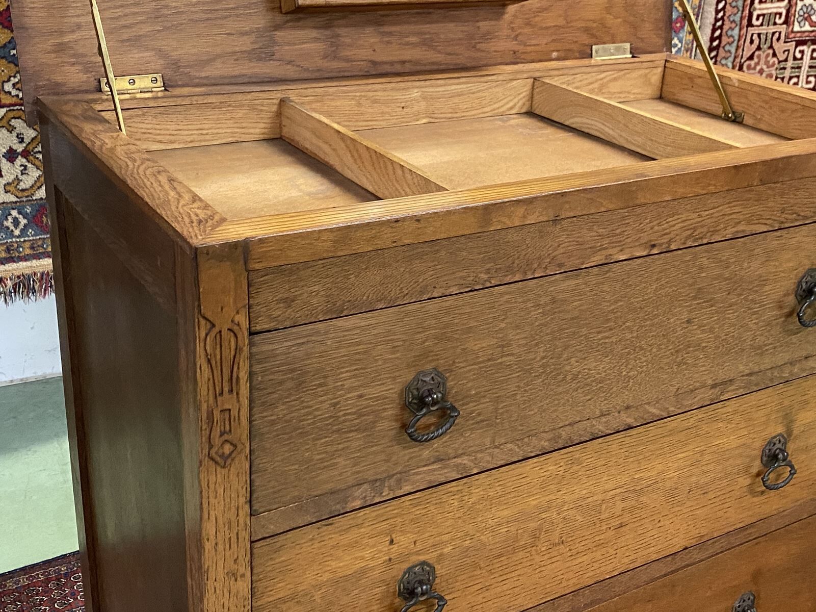 English oak dressing table, dresser 1930