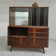 Buffet vaisselier U372/386 B.Landsman et H.Nepozitek pour Jitona 1960