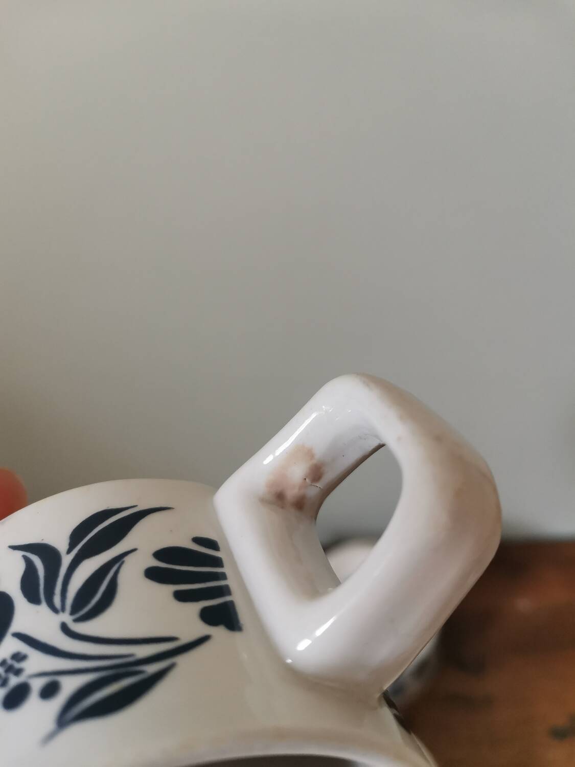 Set of 4 vintage bar coffee cups Sarreguemines vintage screen-printed blue flower pattern