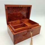 Thuya box locked with pearl encrusted key