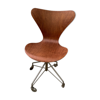 Chair series 7 Friz by Arne Jacobsen for for Fritz Hansen