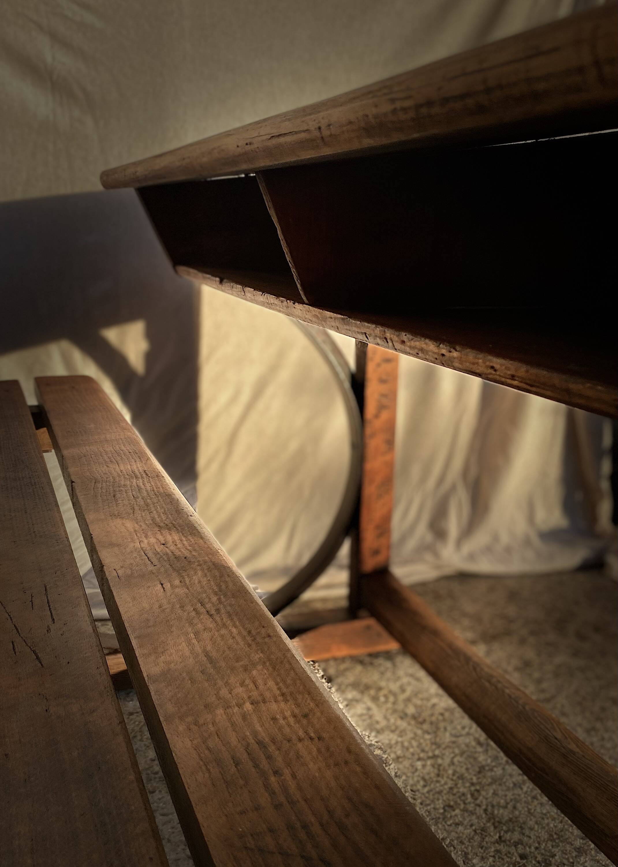 Children's desk