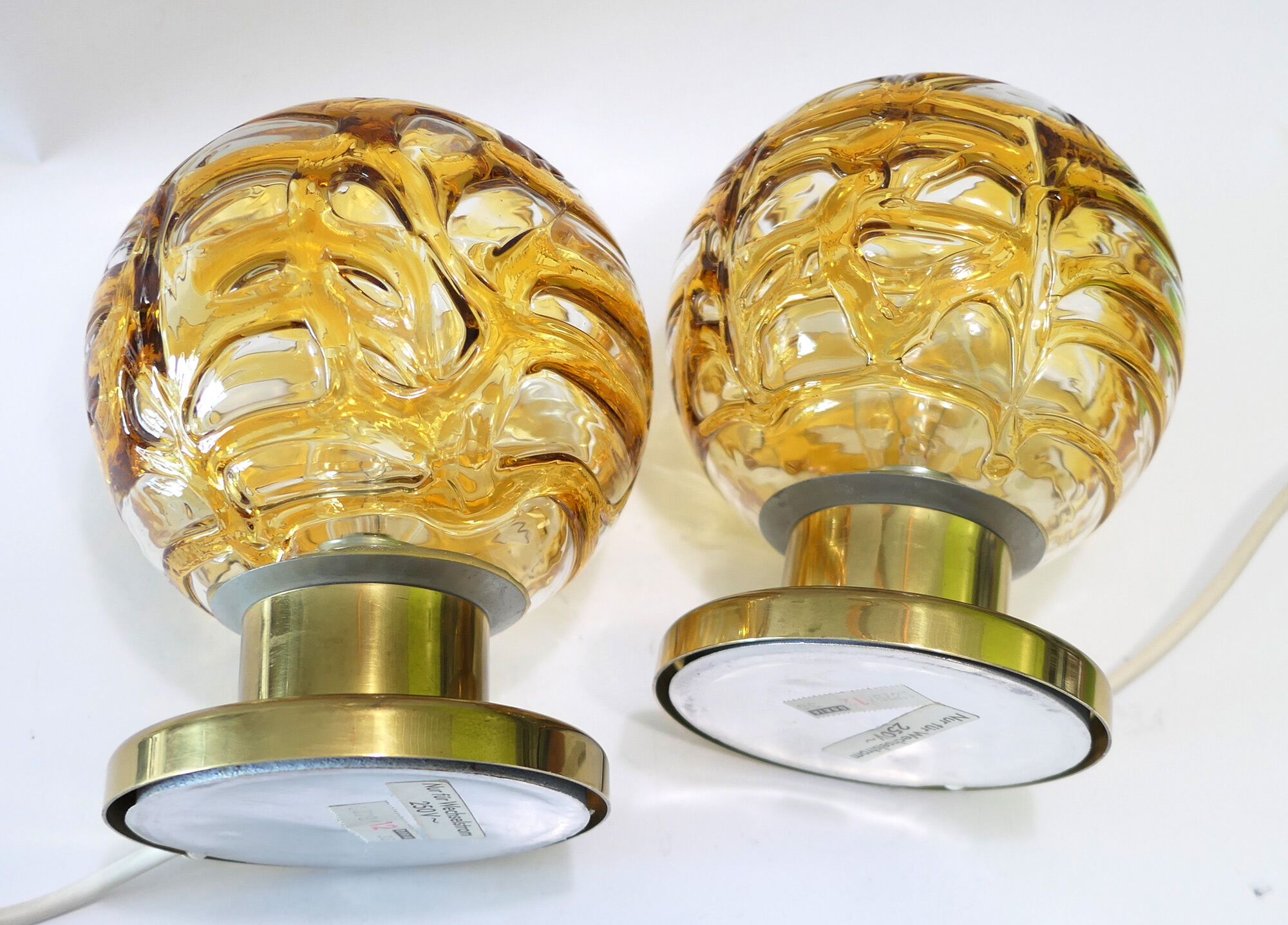Pair of lamps DORIA lights globes MURANO New Old Stock