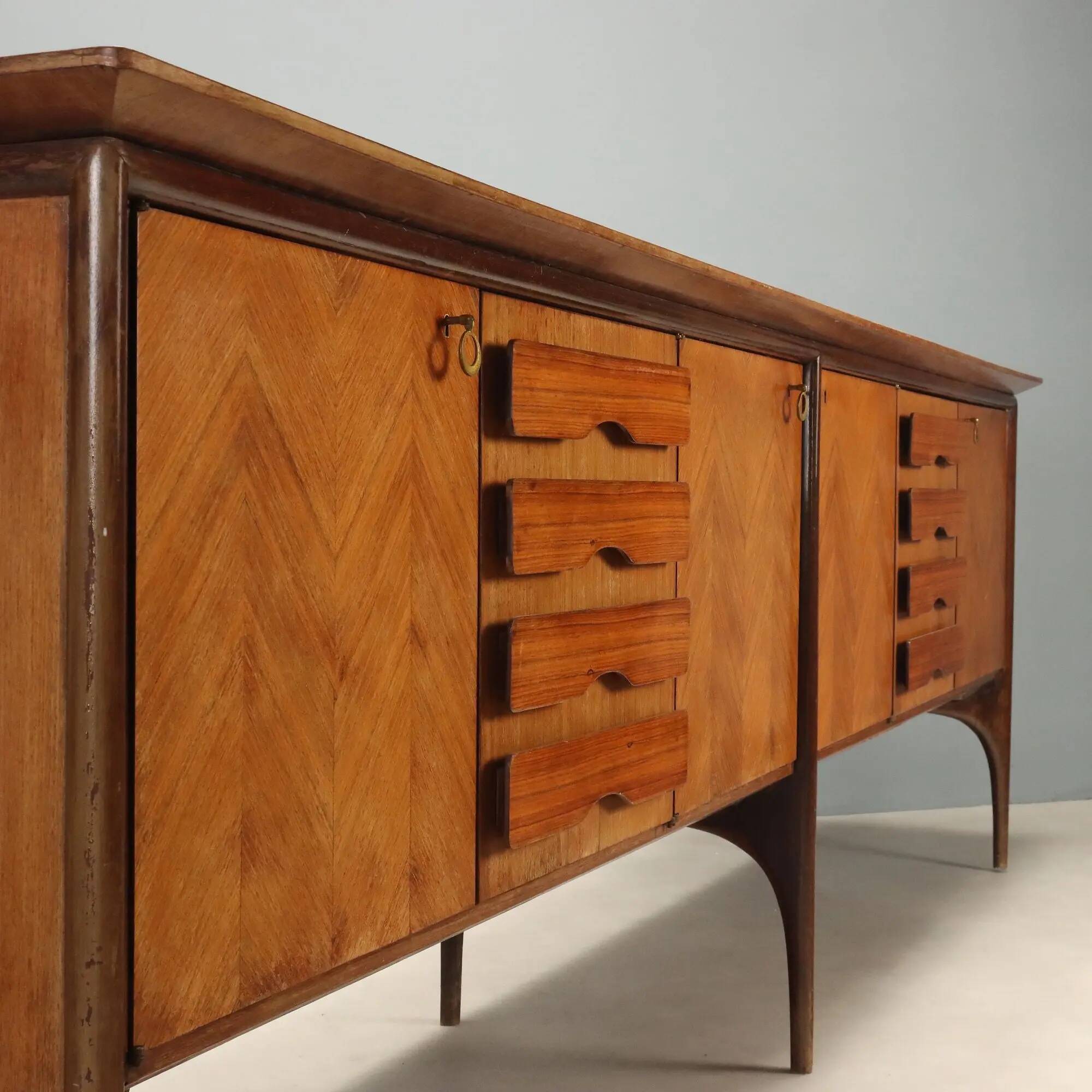 Vintage buffet design by Ico Parisi in ebonised wood, 1950s.