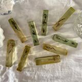 Set of 9 vintage resin knife holders including shell and seahorse