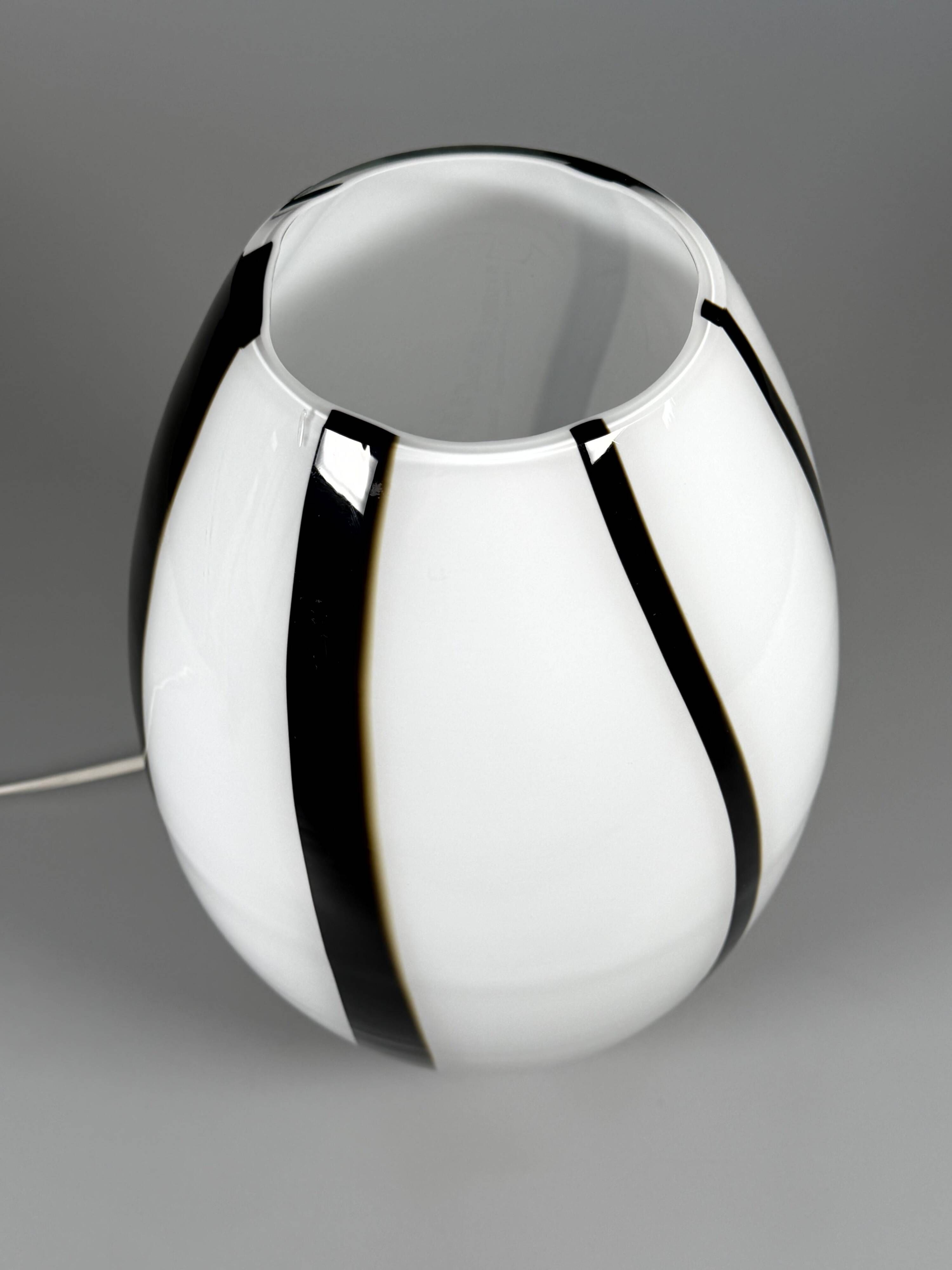 Lampe de table en verre vintage des années 1970 1980 par Volux Italie