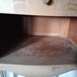 2 bedside tables