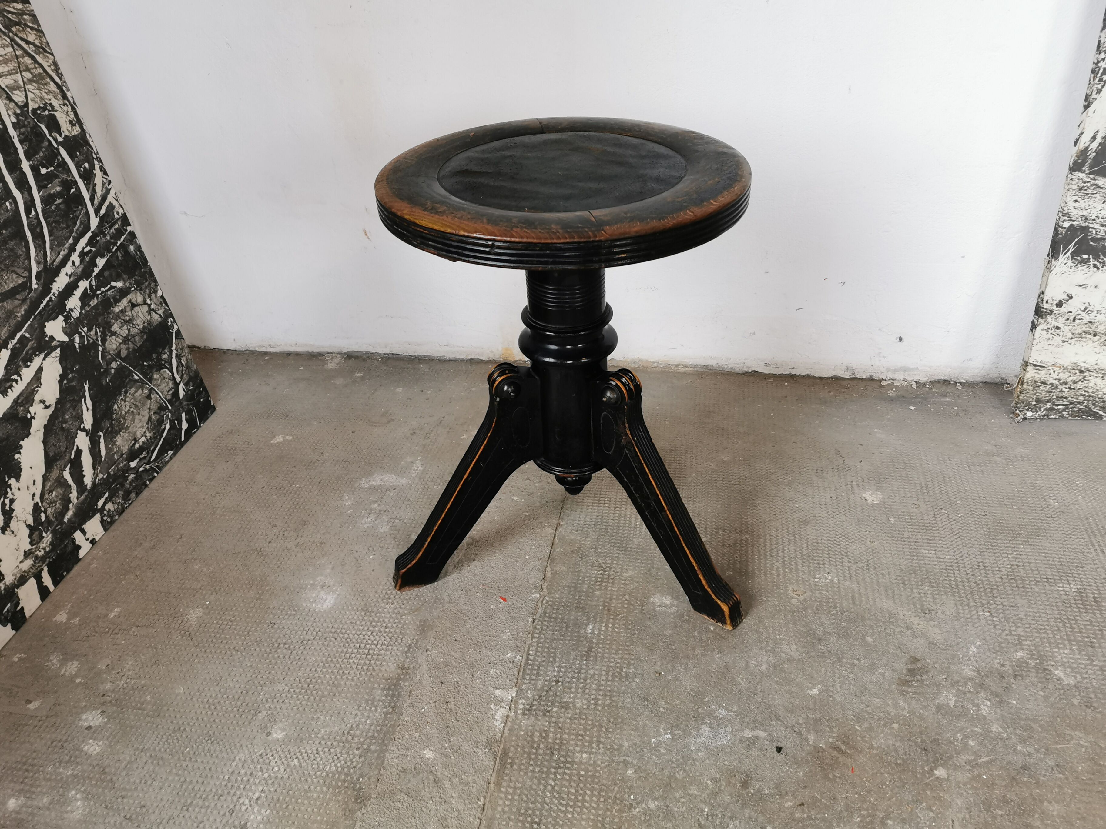 Piano stool 1930