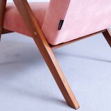 Mid Century Easy Chair Model B 310 Var in Coral Velvet