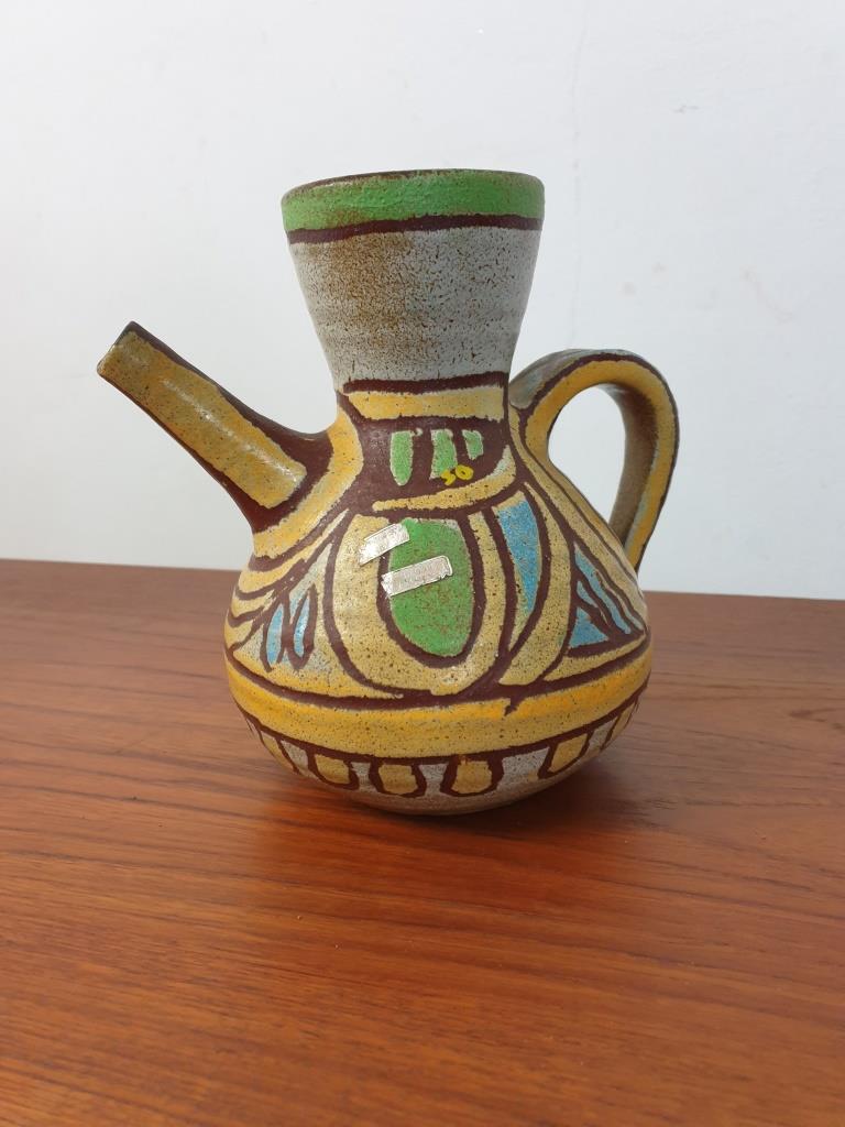 Accolay jug