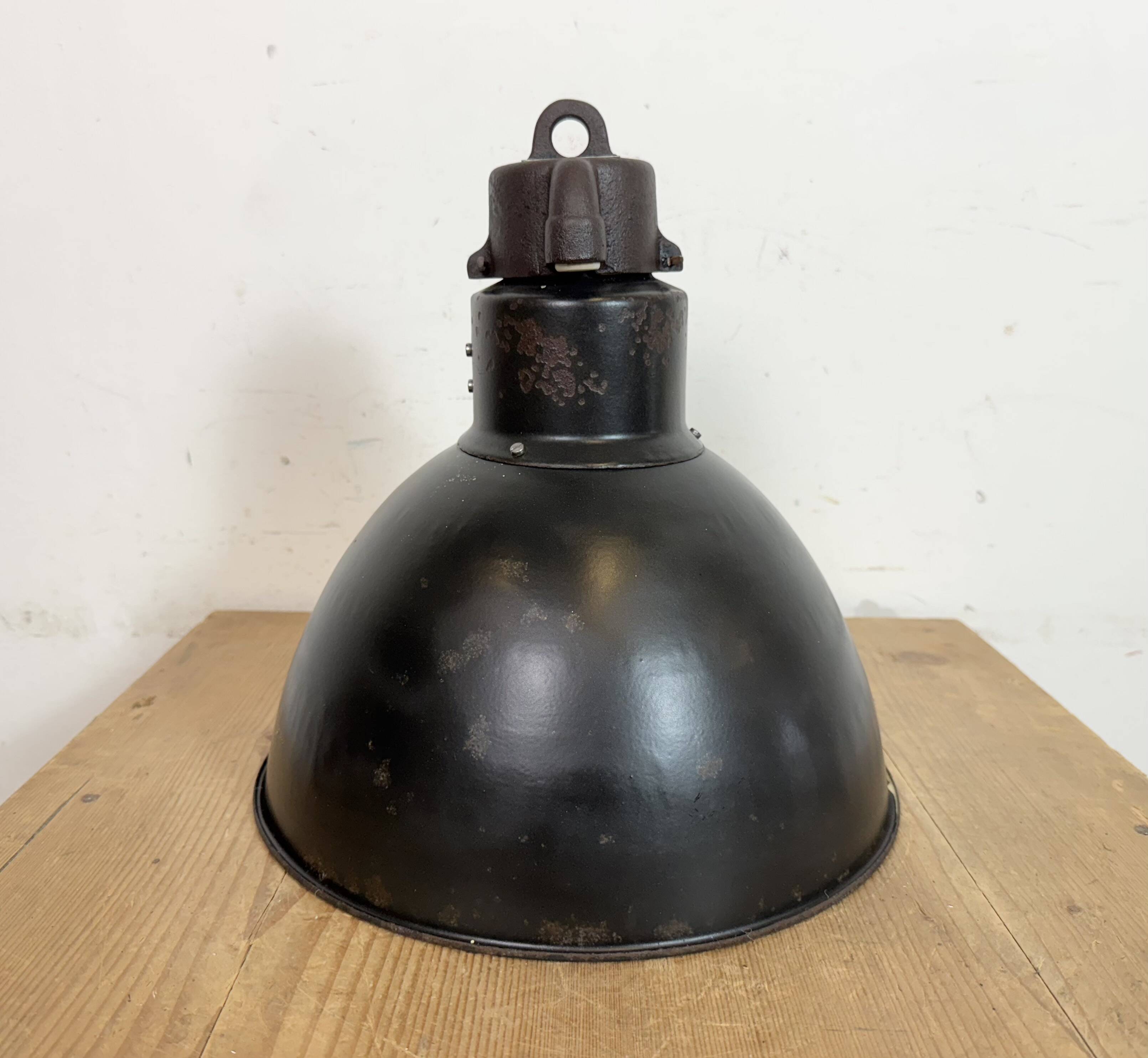 Industrial Bauhaus Black Enamel Pendant Light, 1930s