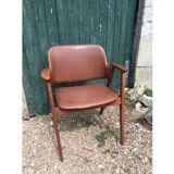 Vintage style brown armchair