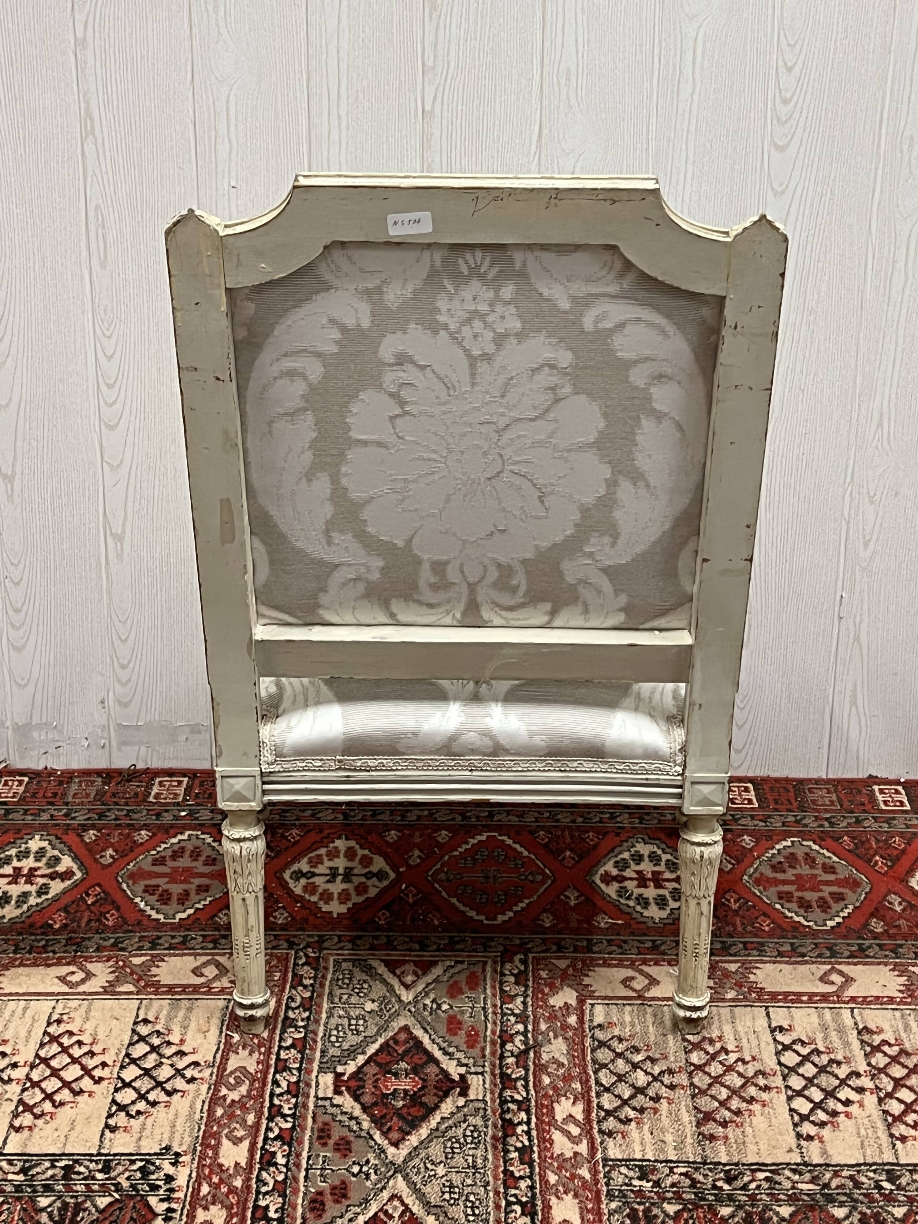 Salon style Louis XVI
